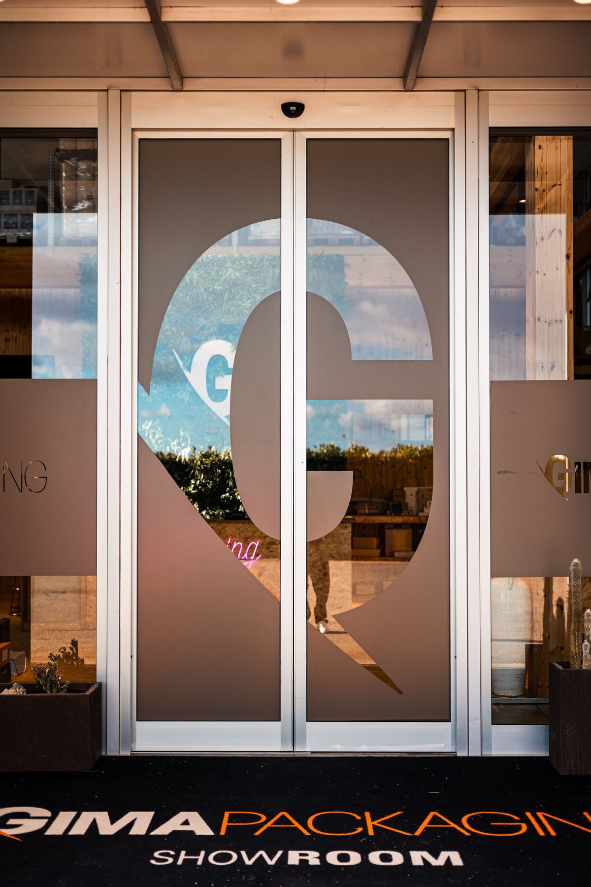 Ingresso showroom Gima — Nardò (LE)